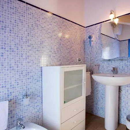 Luca Bed & Breakfast *